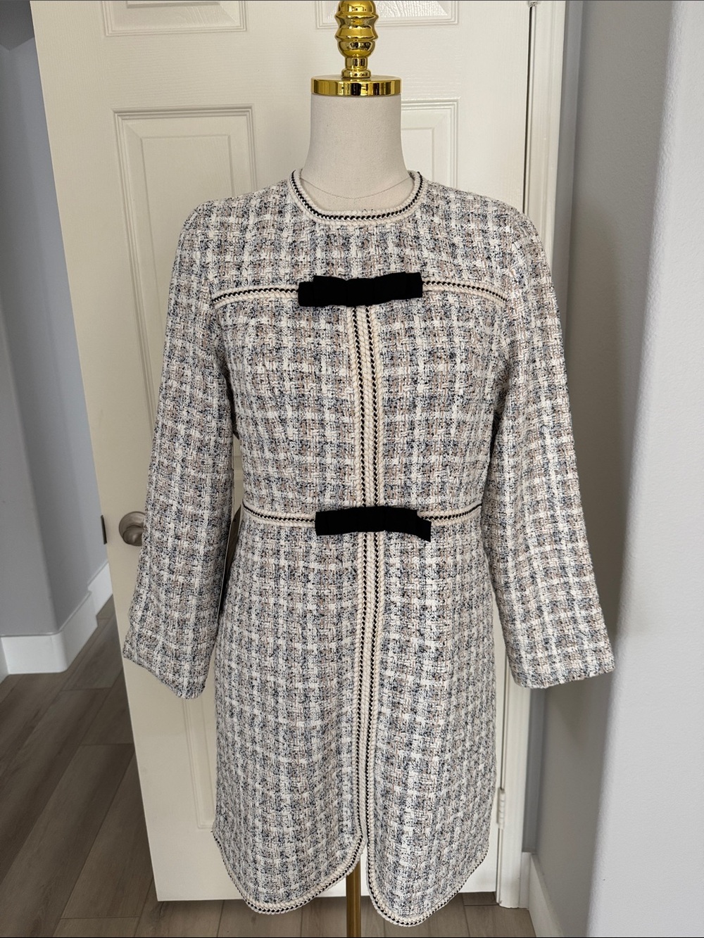 Pomander Place Cream and Black Tweed Mini Dress - Size Large